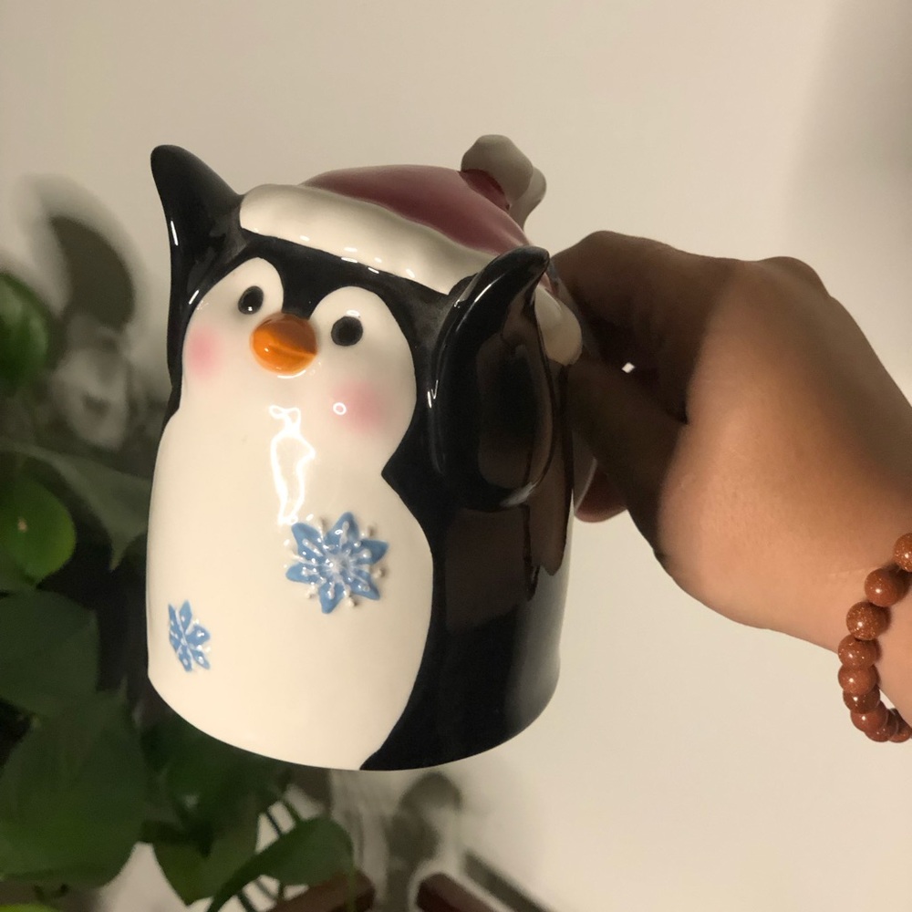 Festive Penguin Ceramic Bird Mug - Black & White